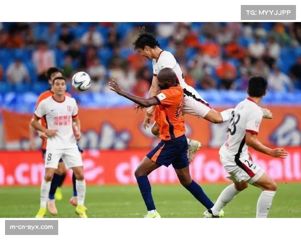 青岛西海岸攻防两端亮红灯，前4轮丢11球仅进3球